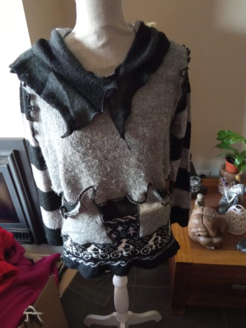 Sweater - Image 5